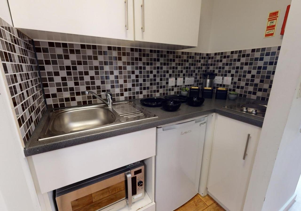 Appartamento Sterling Court In Wembley Londra Esterno foto